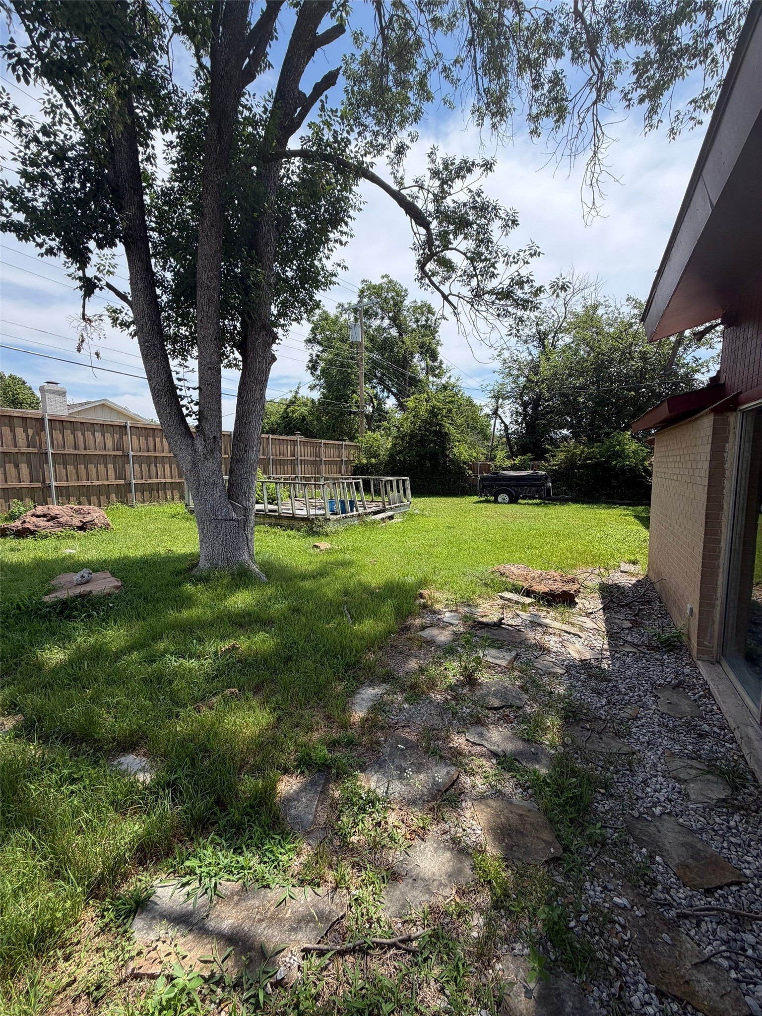 8012 Chapin Road Benbrook TX 76116