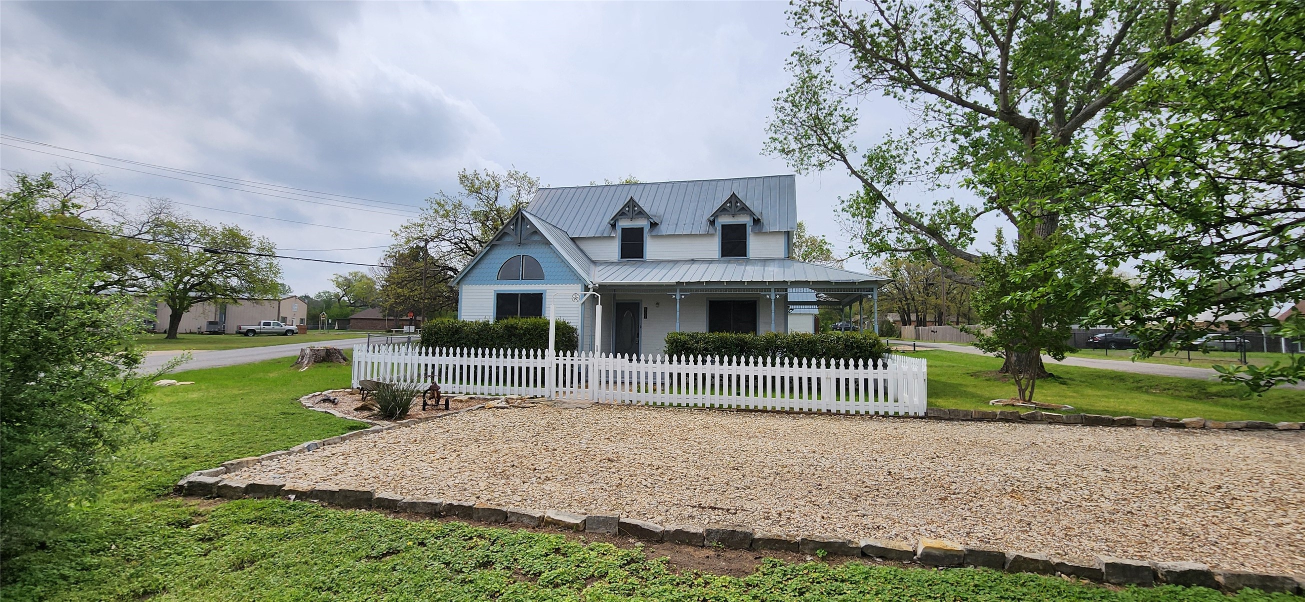 407 Longhorn Trail Granbury TX 76049