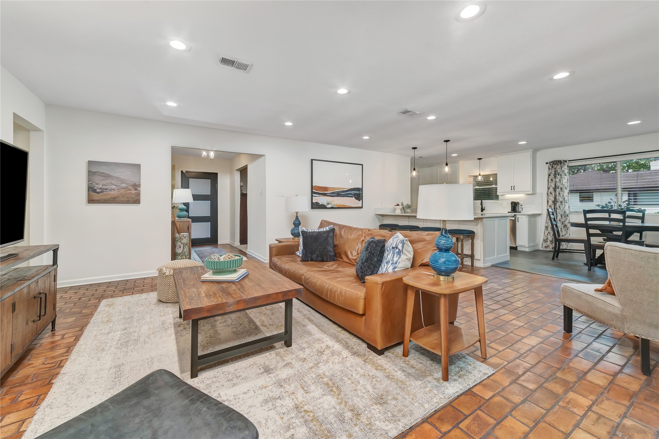 7705 El Pensador Drive Dallas TX 75248