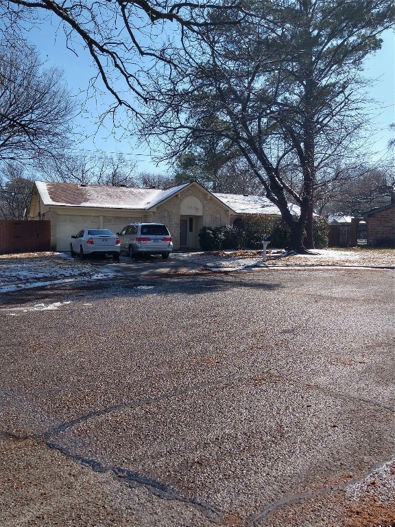 803 Crest Oak Court Arlington TX 76012