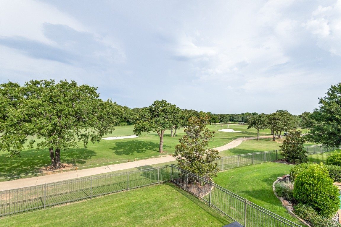 1801 Meadows Avenue Lantana TX 76226