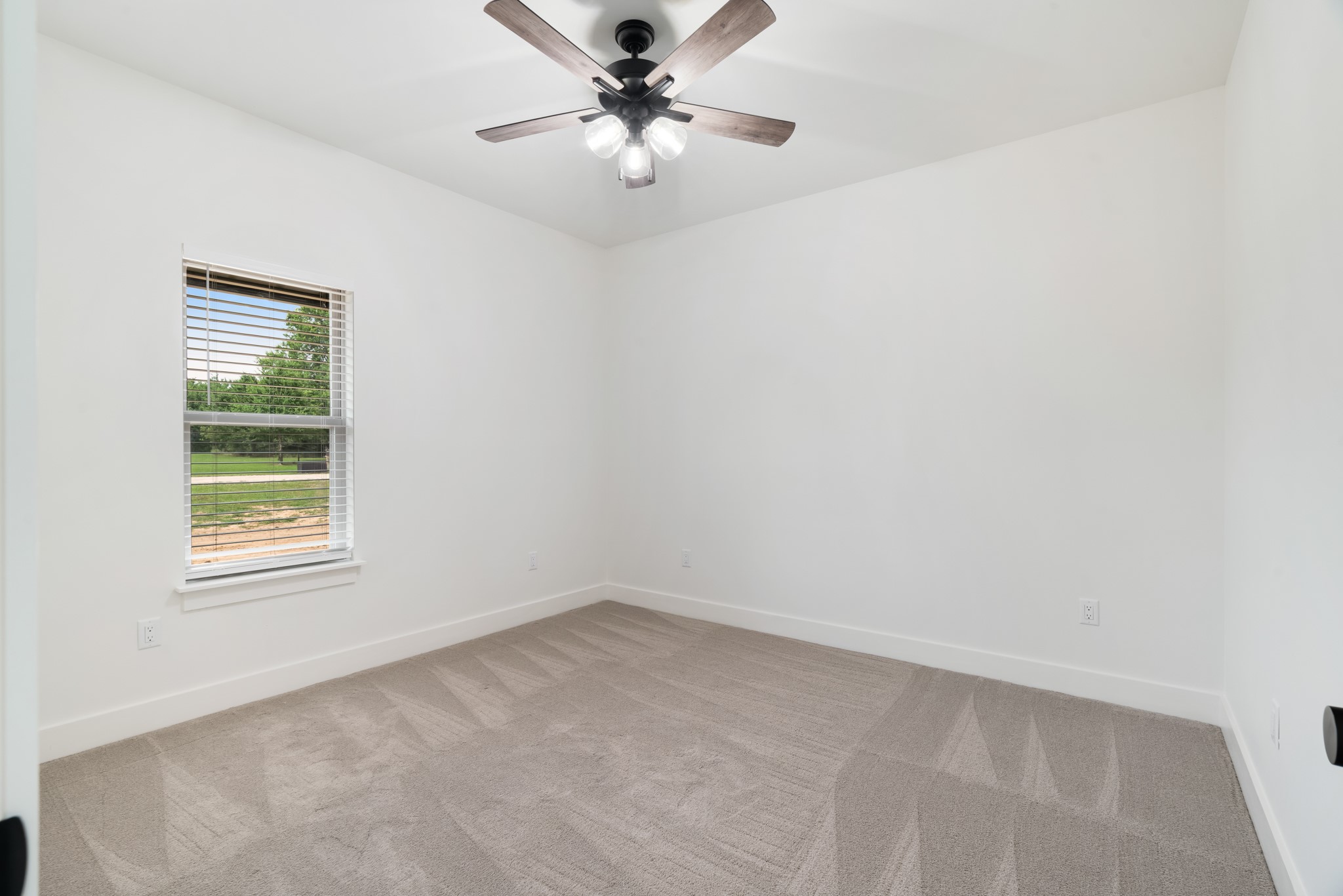 250 Private Road 45855 Blossom TX 75416
