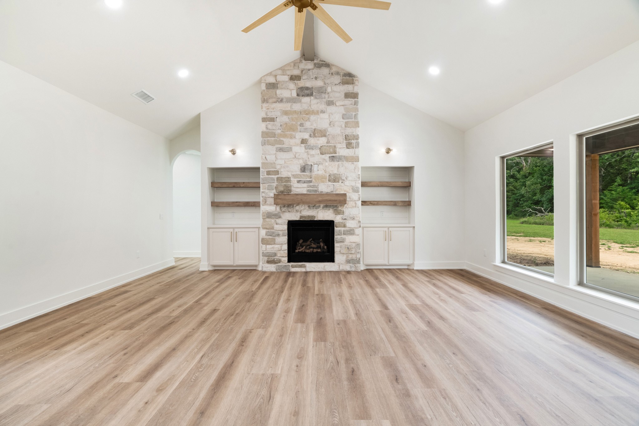 250 Private Road 45855 Blossom TX 75416