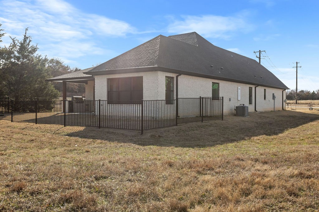 115 Palisades Drive Gordonville TX 76245