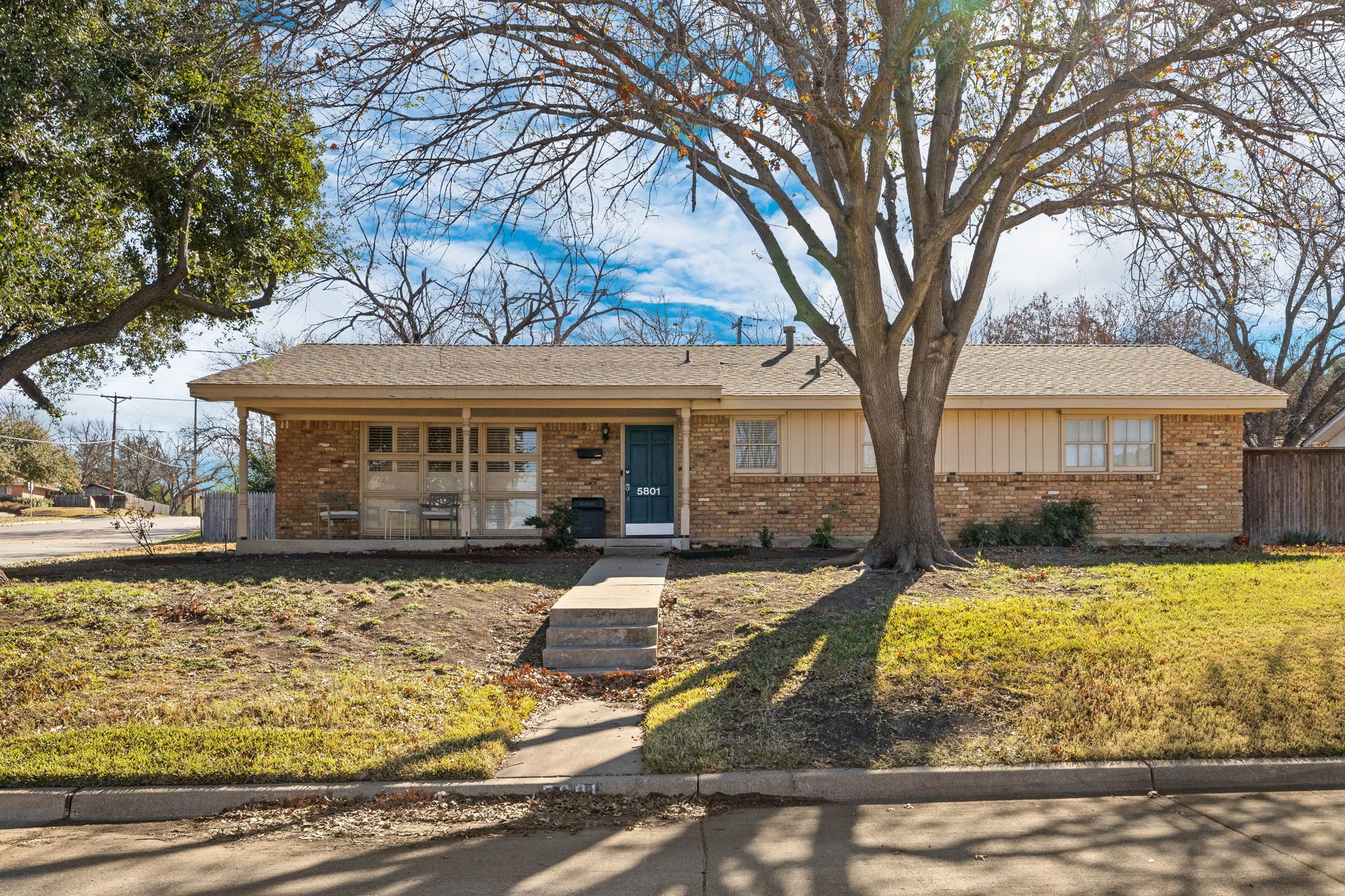 5801 Wessex Avenue Fort Worth TX 76133
