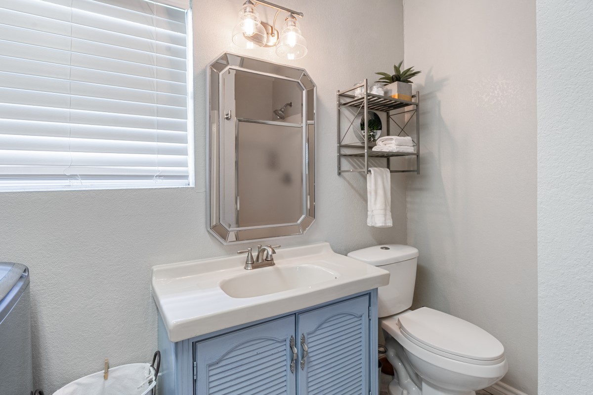 138 Pin Oak Drive Mabank TX 75156