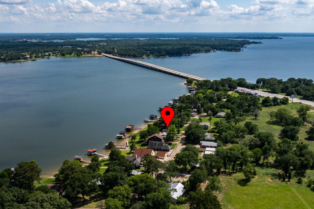 138 Pin Oak Drive Mabank TX 75156