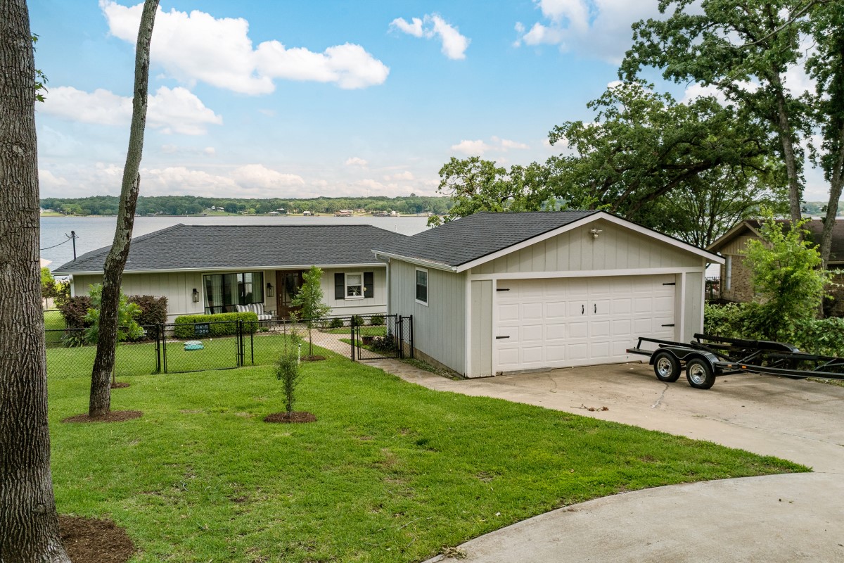 138 Pin Oak Drive Mabank TX 75156