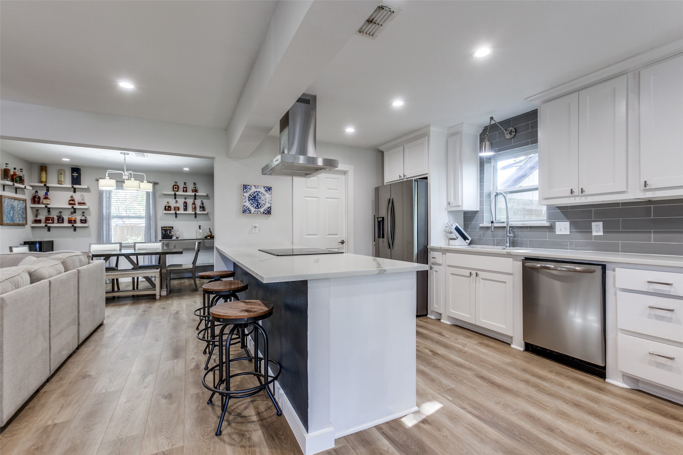 1123 La Mesa Drive Richardson TX 75080