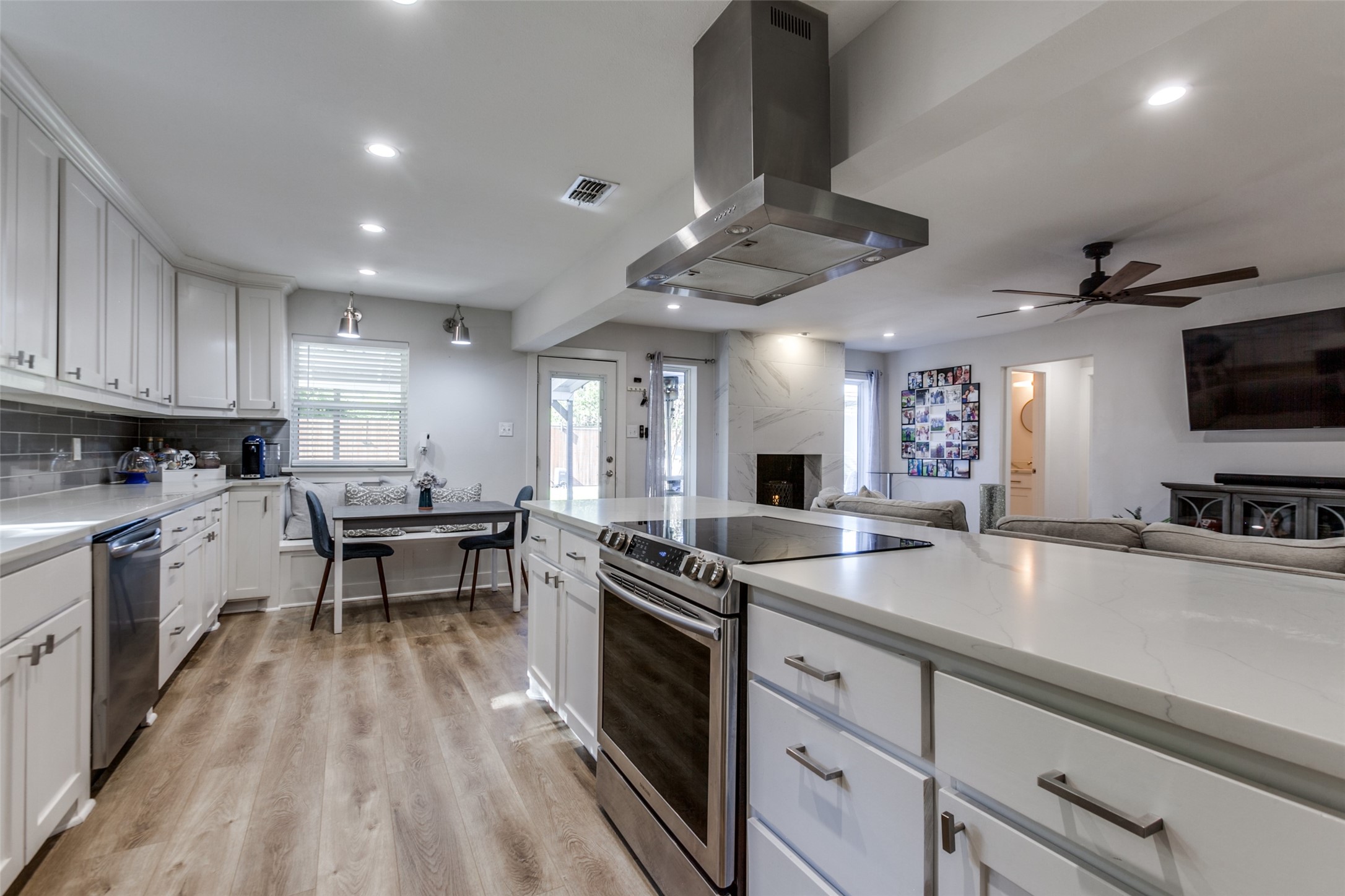 1123 La Mesa Drive Richardson TX 75080