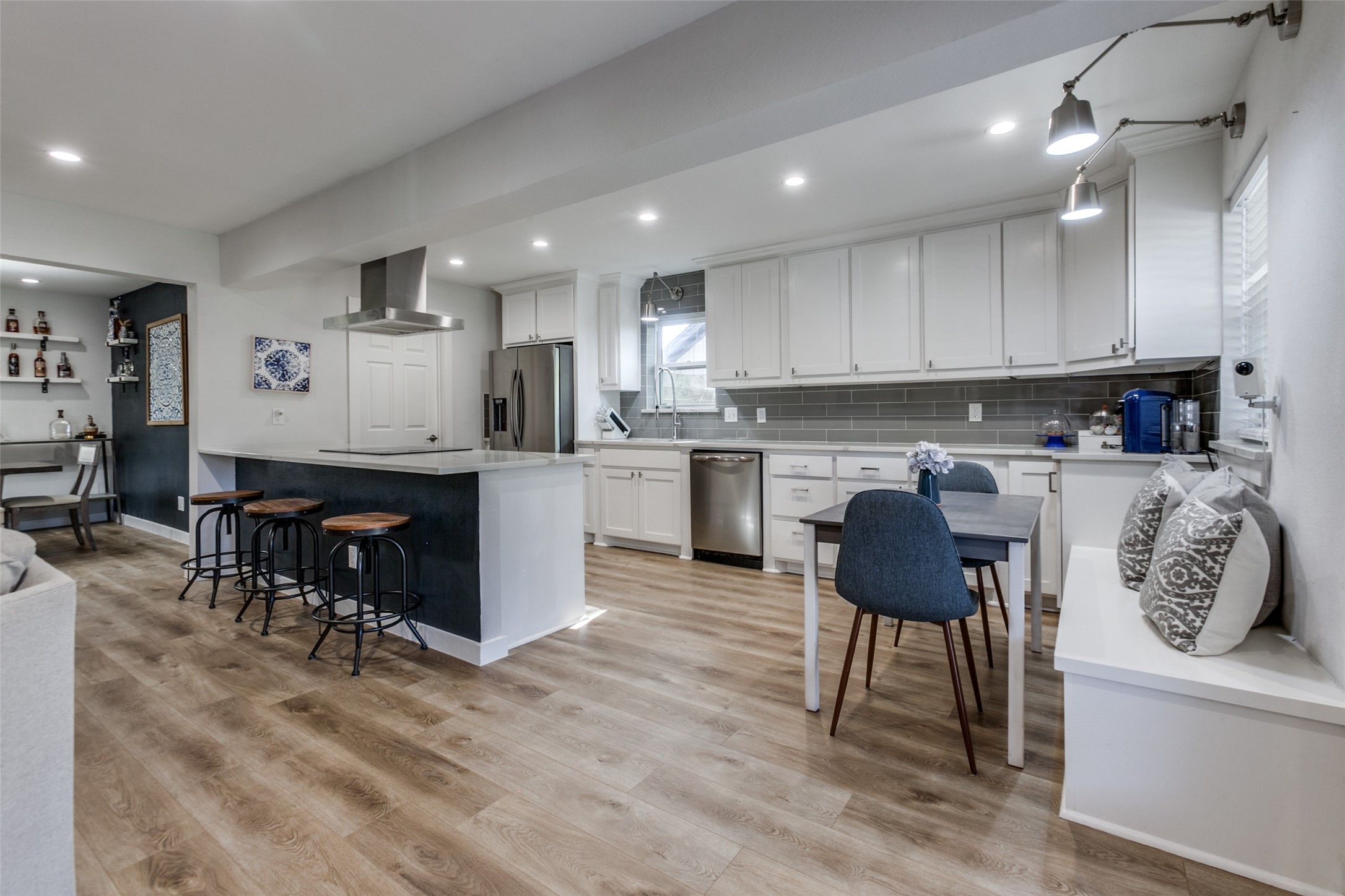 1123 La Mesa Drive Richardson TX 75080