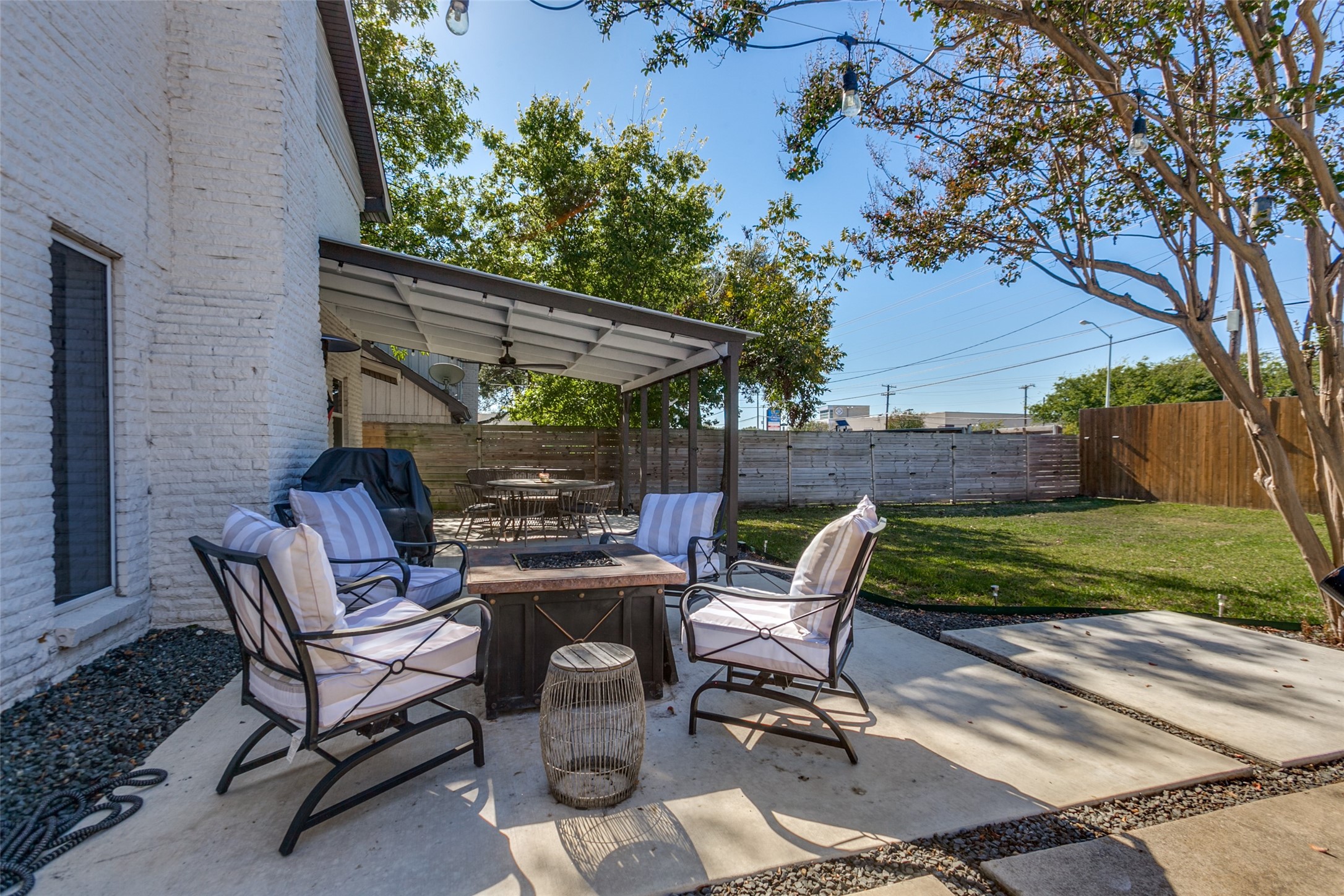 1123 La Mesa Drive Richardson TX 75080