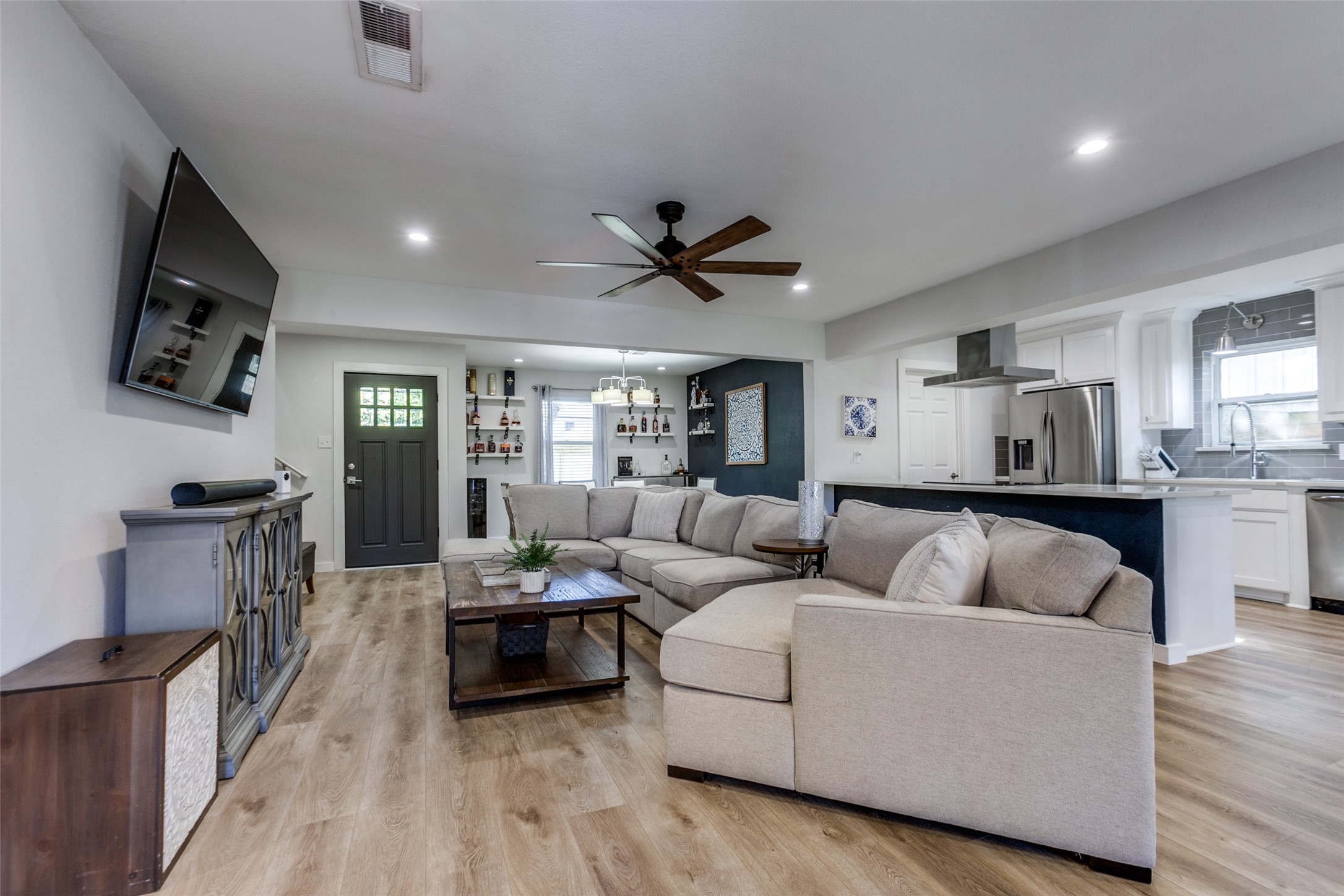 1123 La Mesa Drive Richardson TX 75080