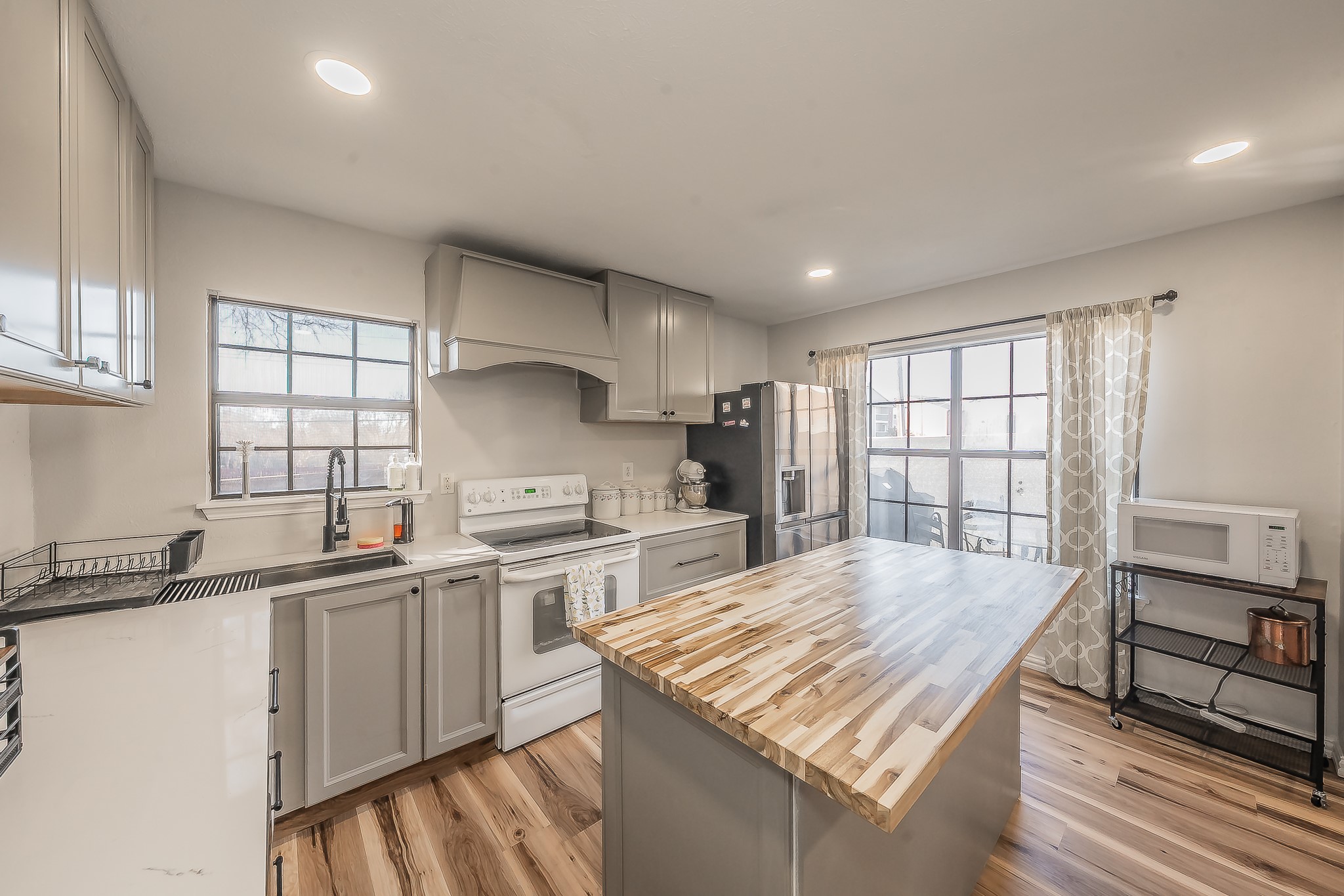 3136 Harbinger Lane Dallas TX 75287