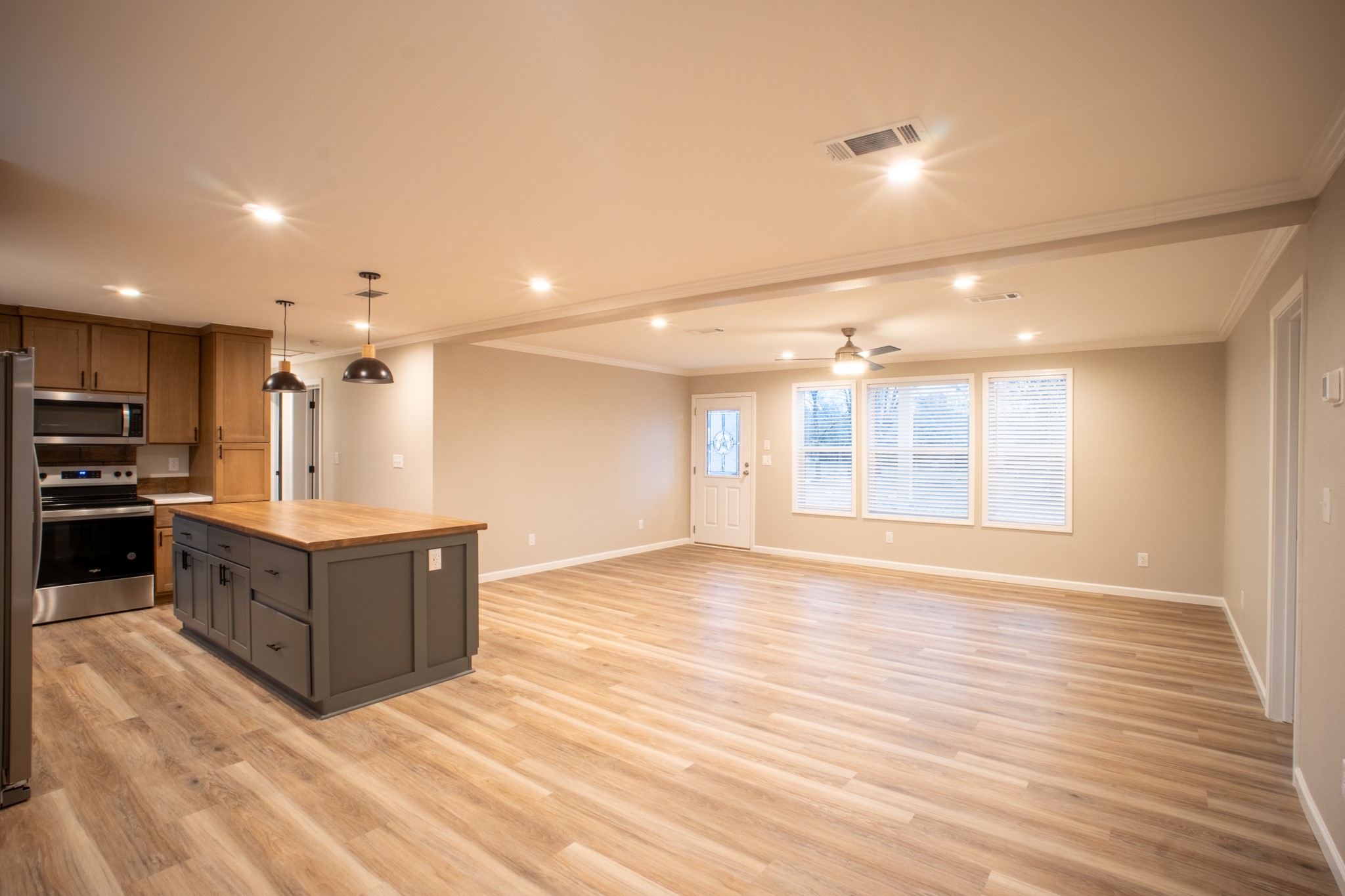 1206 Karen Lane Groesbeck TX 76642