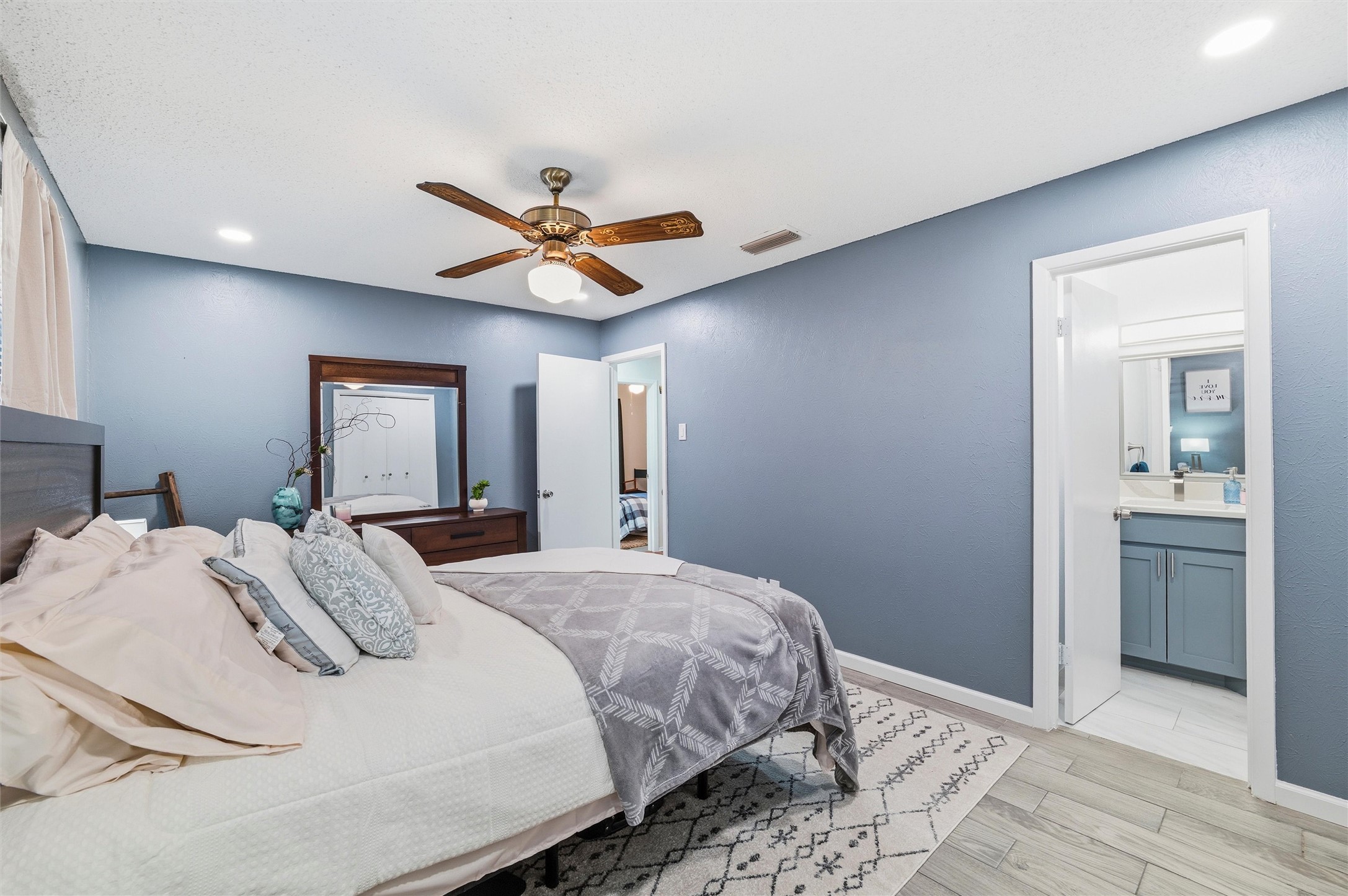 1801 Homestead Place Garland TX 75044