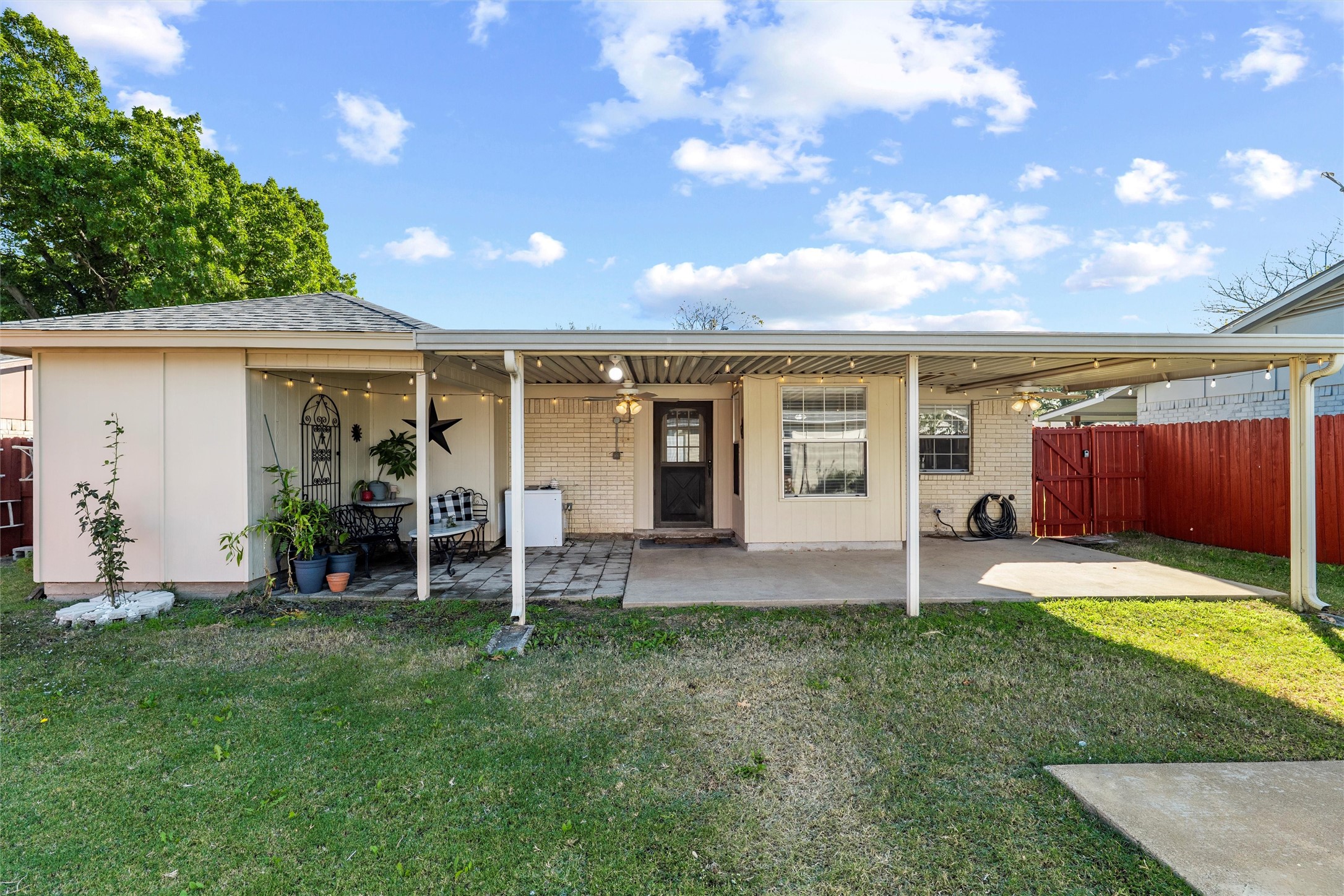 1801 Homestead Place Garland TX 75044