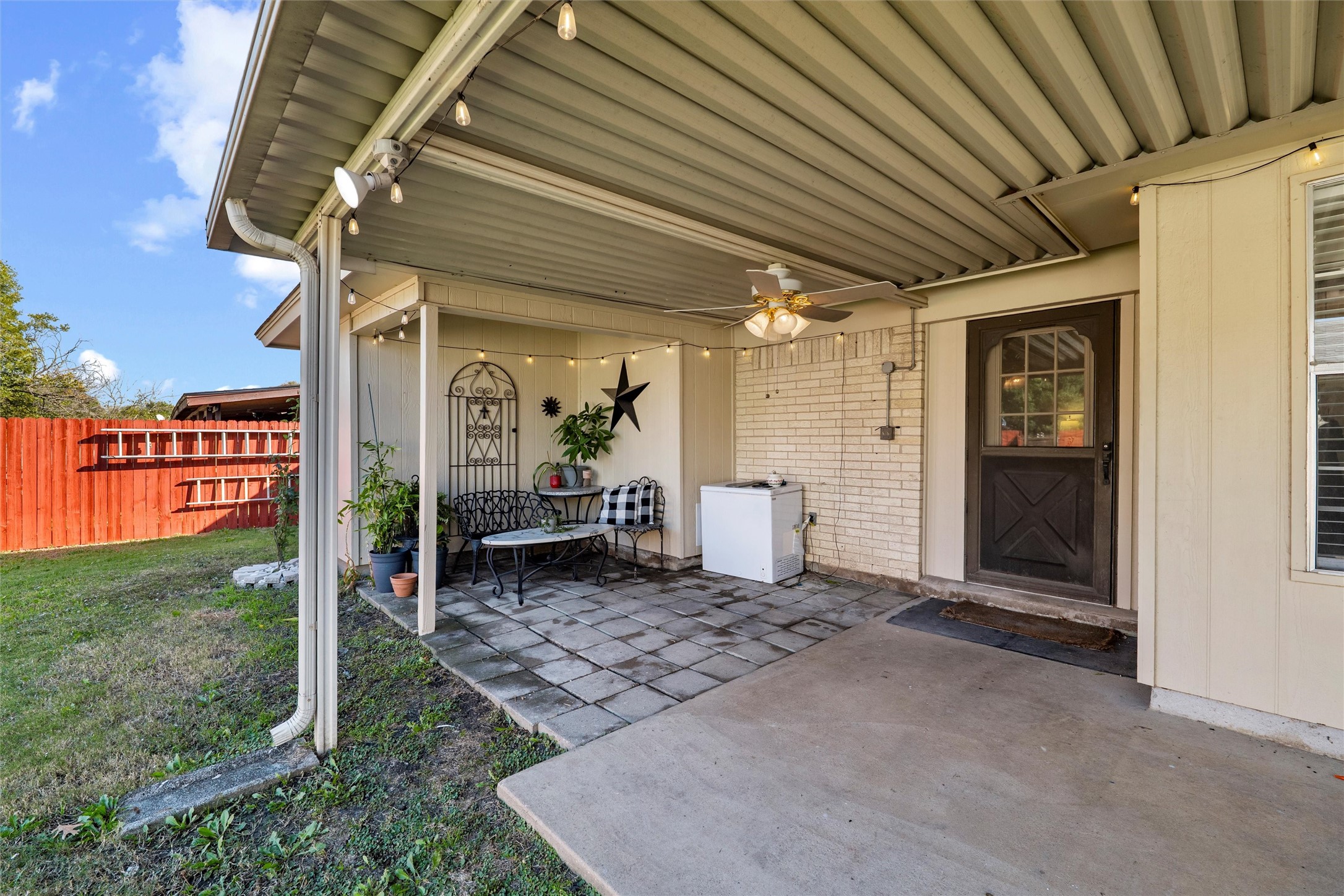 1801 Homestead Place Garland TX 75044