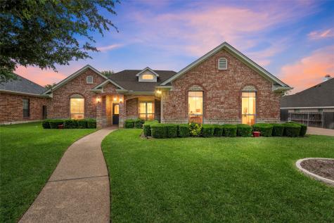 1305 Buffalo Pass Woodway TX 76712
