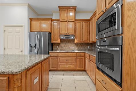 1305 Buffalo Pass Woodway TX 76712