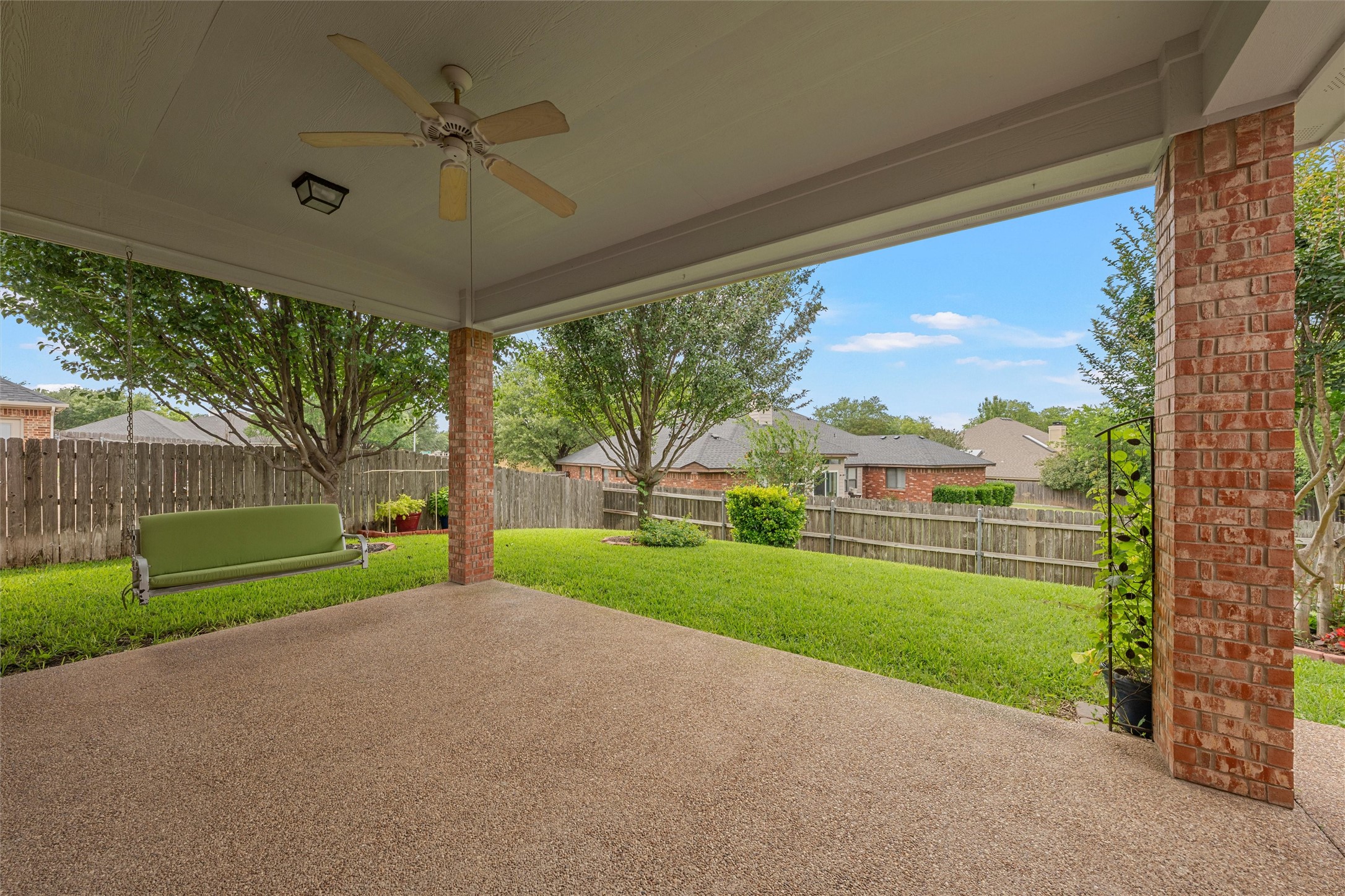 1305 Buffalo Pass Woodway TX 76712