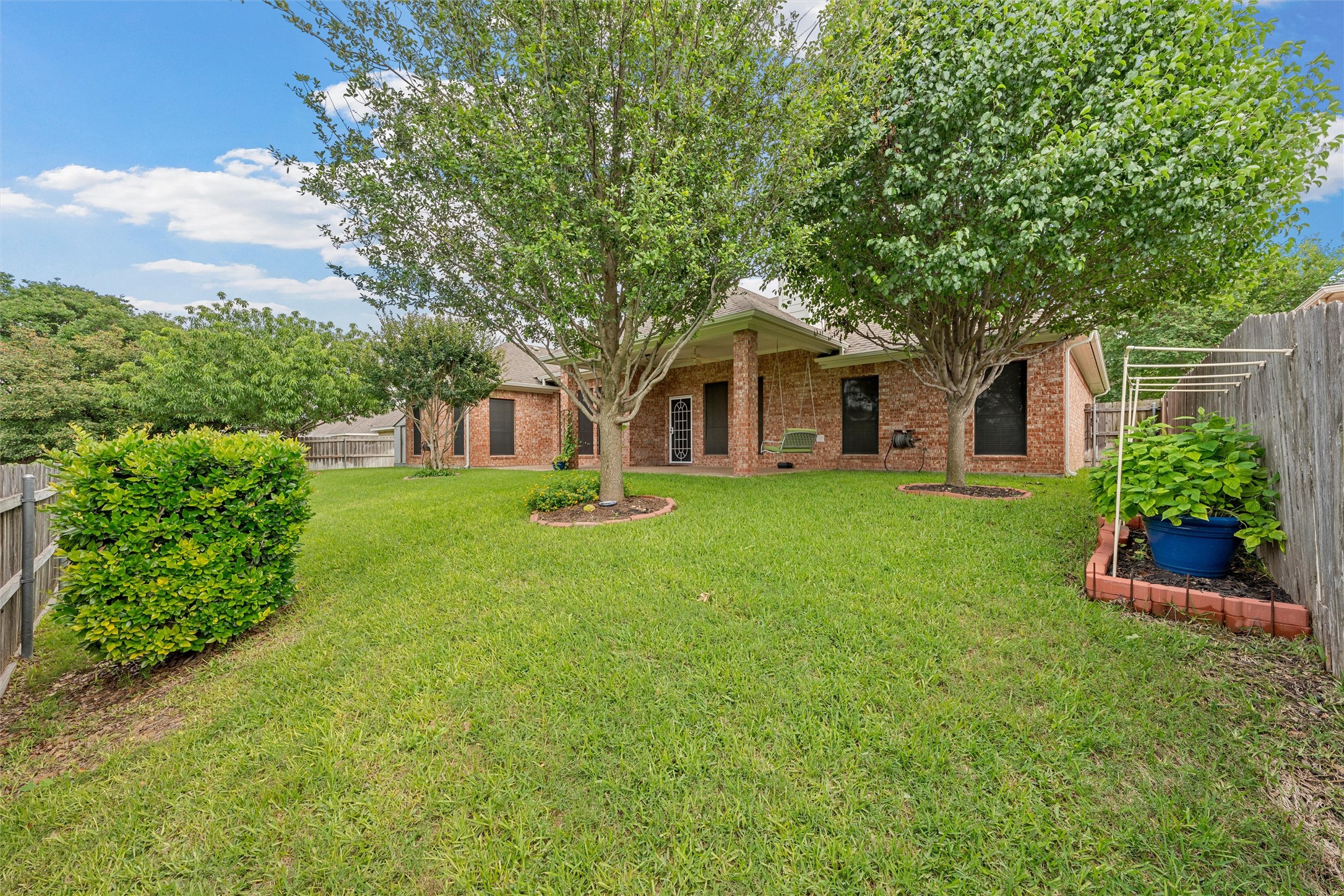 1305 Buffalo Pass Woodway TX 76712