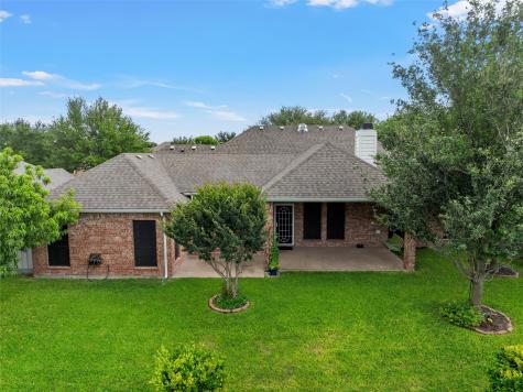 1305 Buffalo Pass Woodway TX 76712