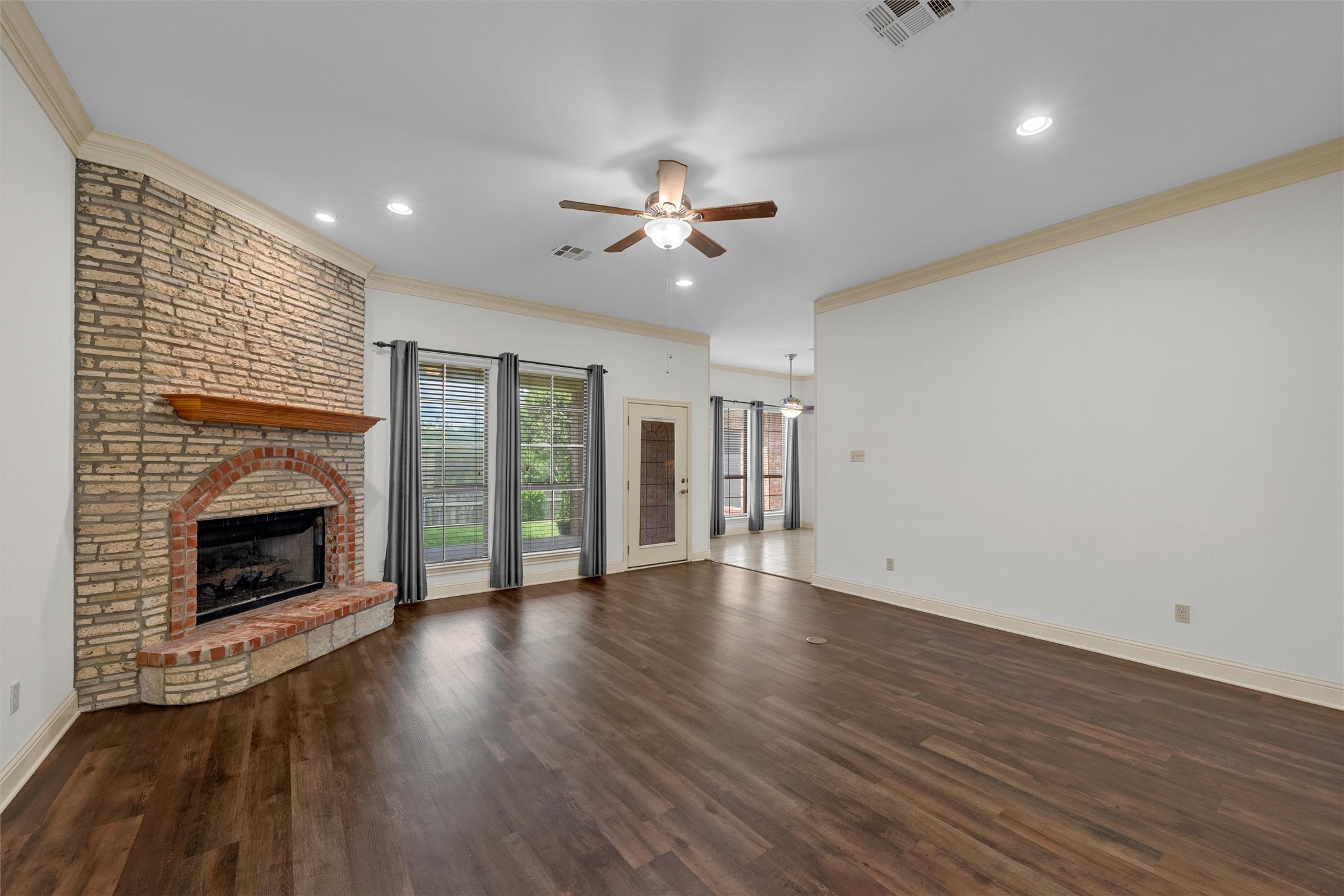 1305 Buffalo Pass Woodway TX 76712