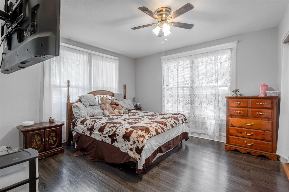 1101 N Oak Avenue Mineral Wells TX 76067