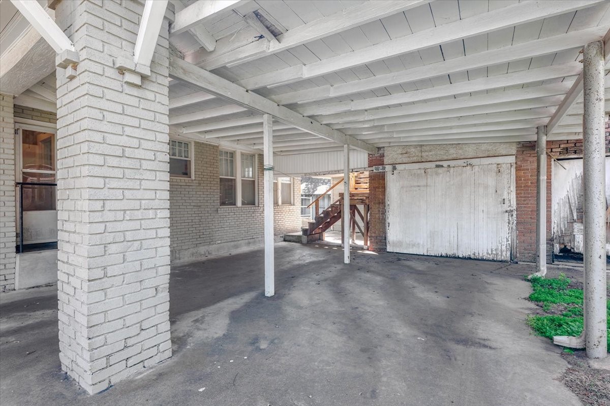 1101 N Oak Avenue Mineral Wells TX 76067