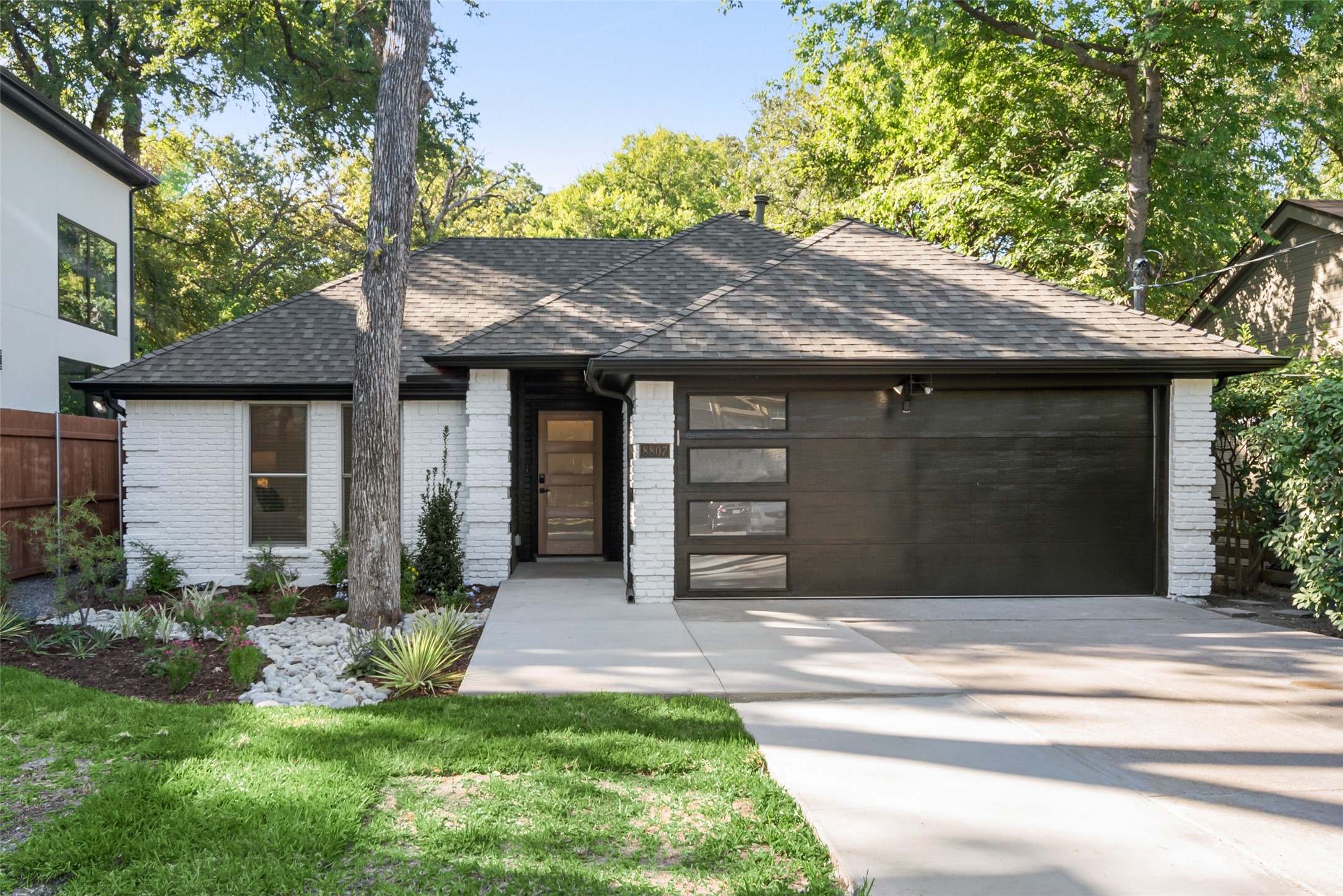 8807 Eustis Avenue Dallas TX 75218