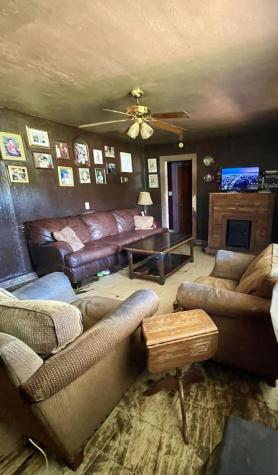 514 W Roosevelt Avenue Whitney TX 76692