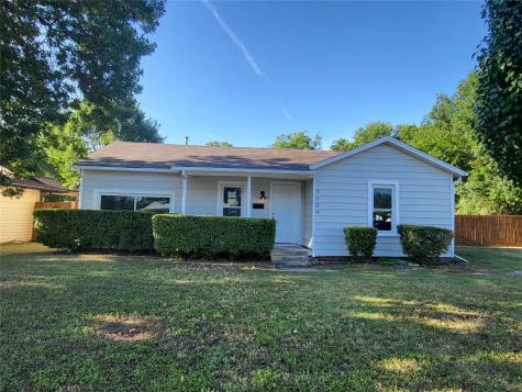 7104 Oak Park Drive Richland Hills TX 76118