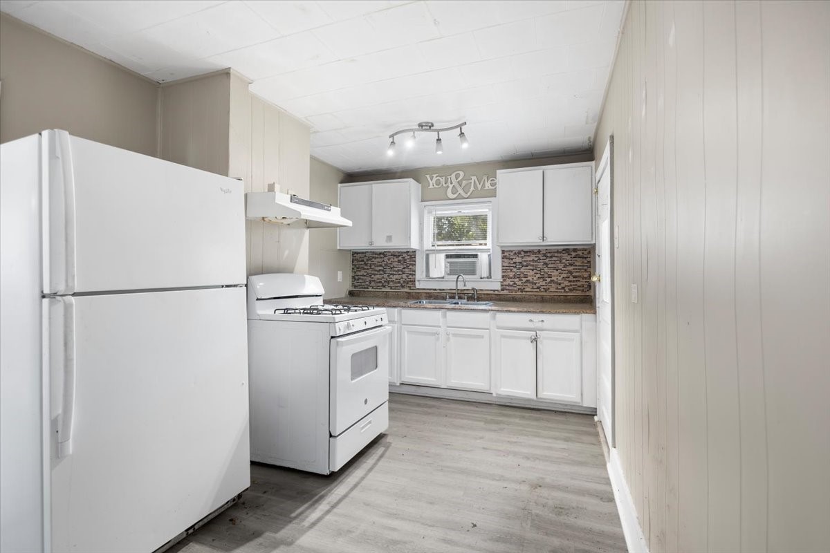 707 Green Palestine TX 75801