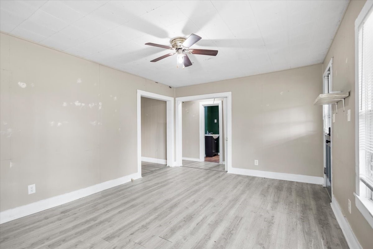 707 Green Palestine TX 75801