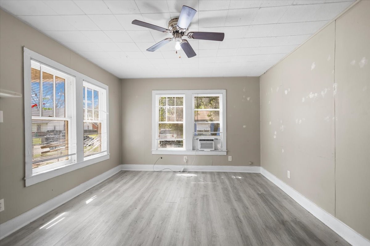 707 Green Palestine TX 75801