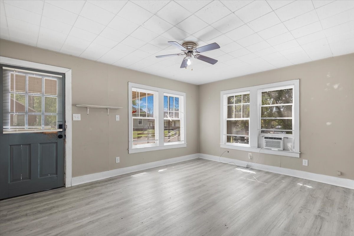 707 Green Palestine TX 75801