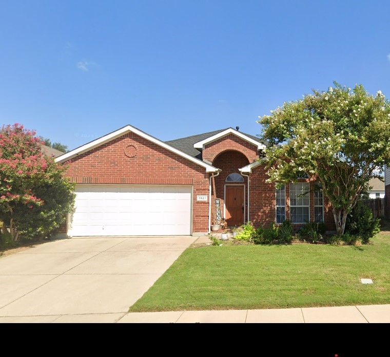 1921 Kristen Court Fort Worth TX 76131