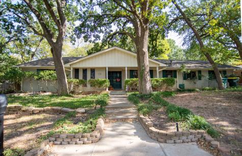 1804 Catalina Circle Sherman TX 75092