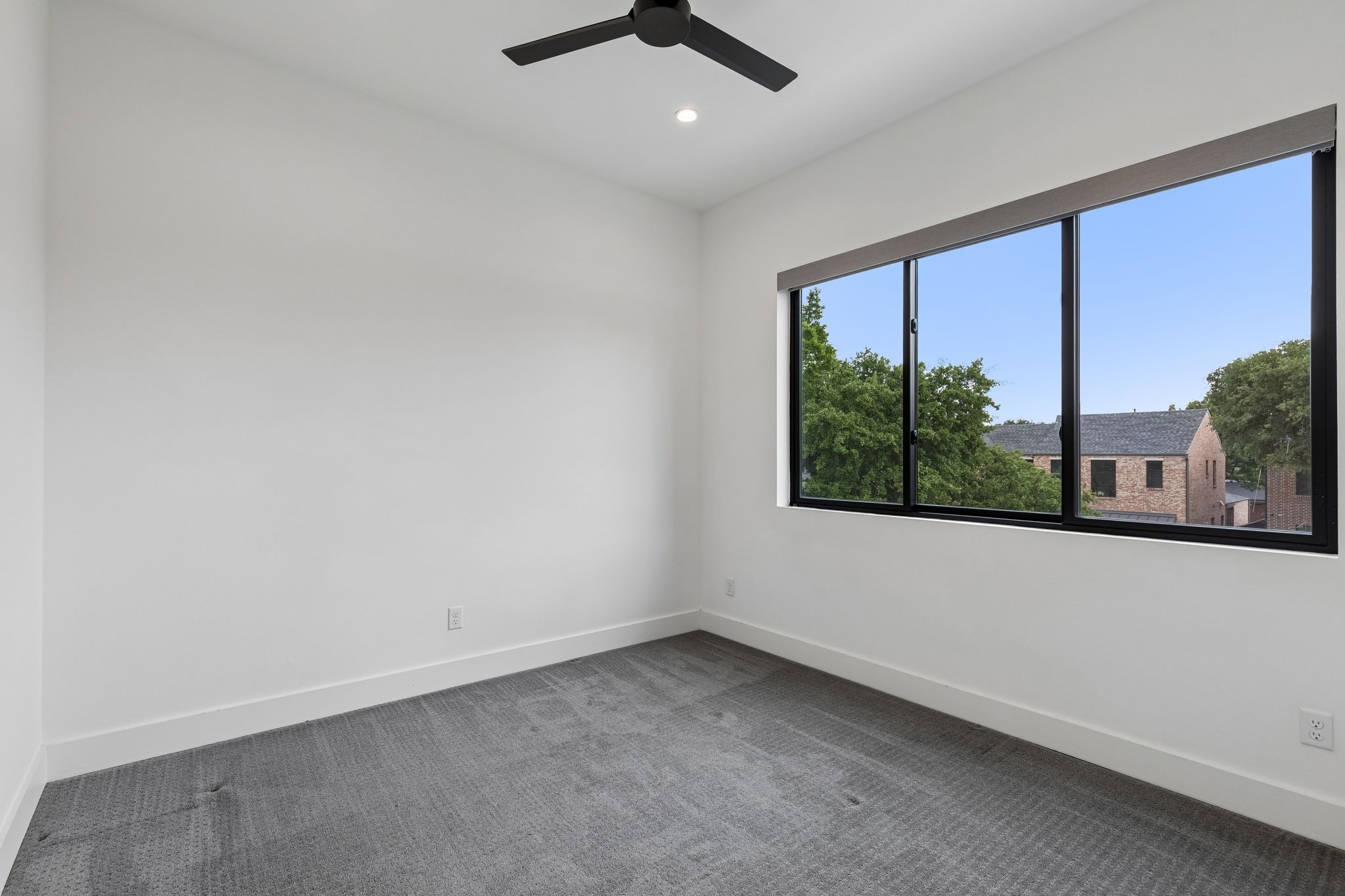 3949 Rochelle Drive Dallas TX 75220