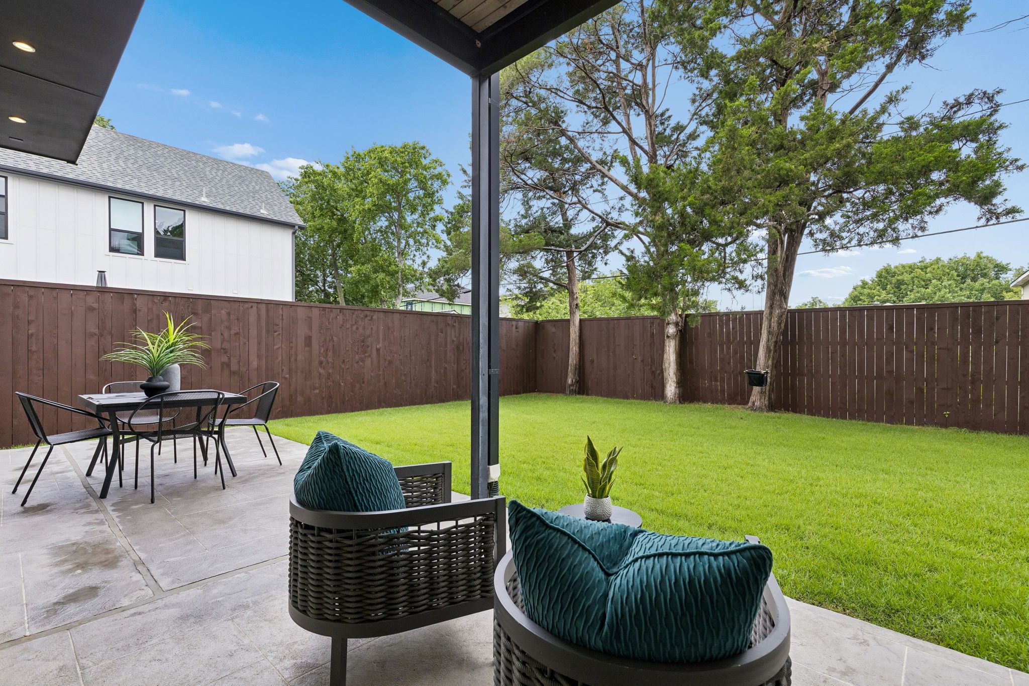 3949 Rochelle Drive Dallas TX 75220