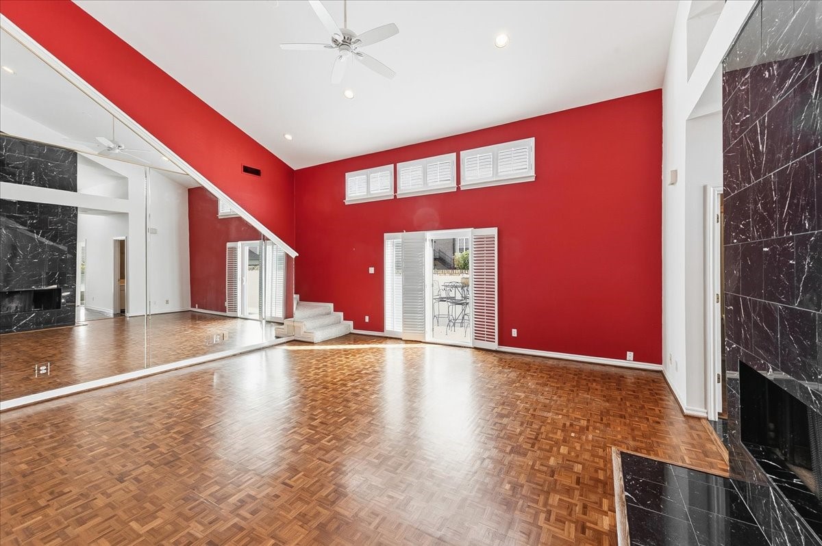 22 One Main Place Benbrook TX 76126