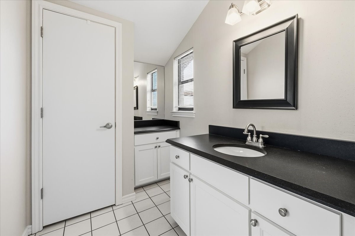 22 One Main Place Benbrook TX 76126