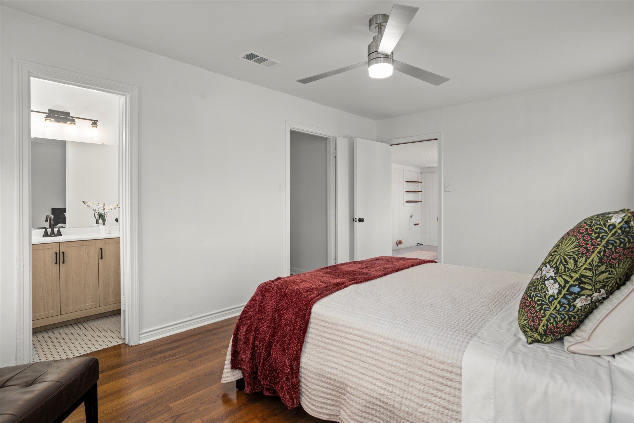 4116 Locke Avenue Fort Worth TX 76107