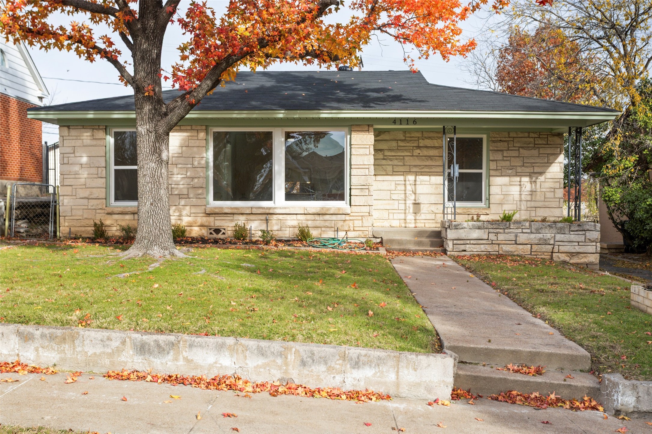 4116 Locke Avenue Fort Worth TX 76107