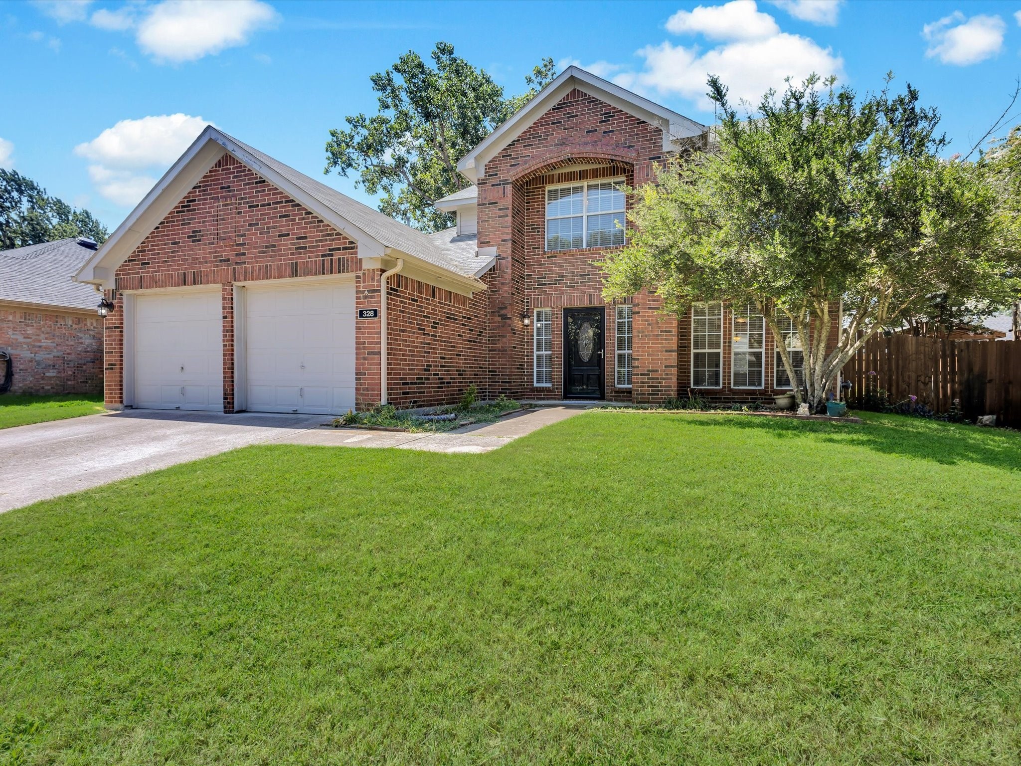 328 Ashley Oak Lane Lake Dallas TX 75065