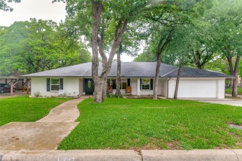 1011 Tanglewood Lane Arlington TX 76012