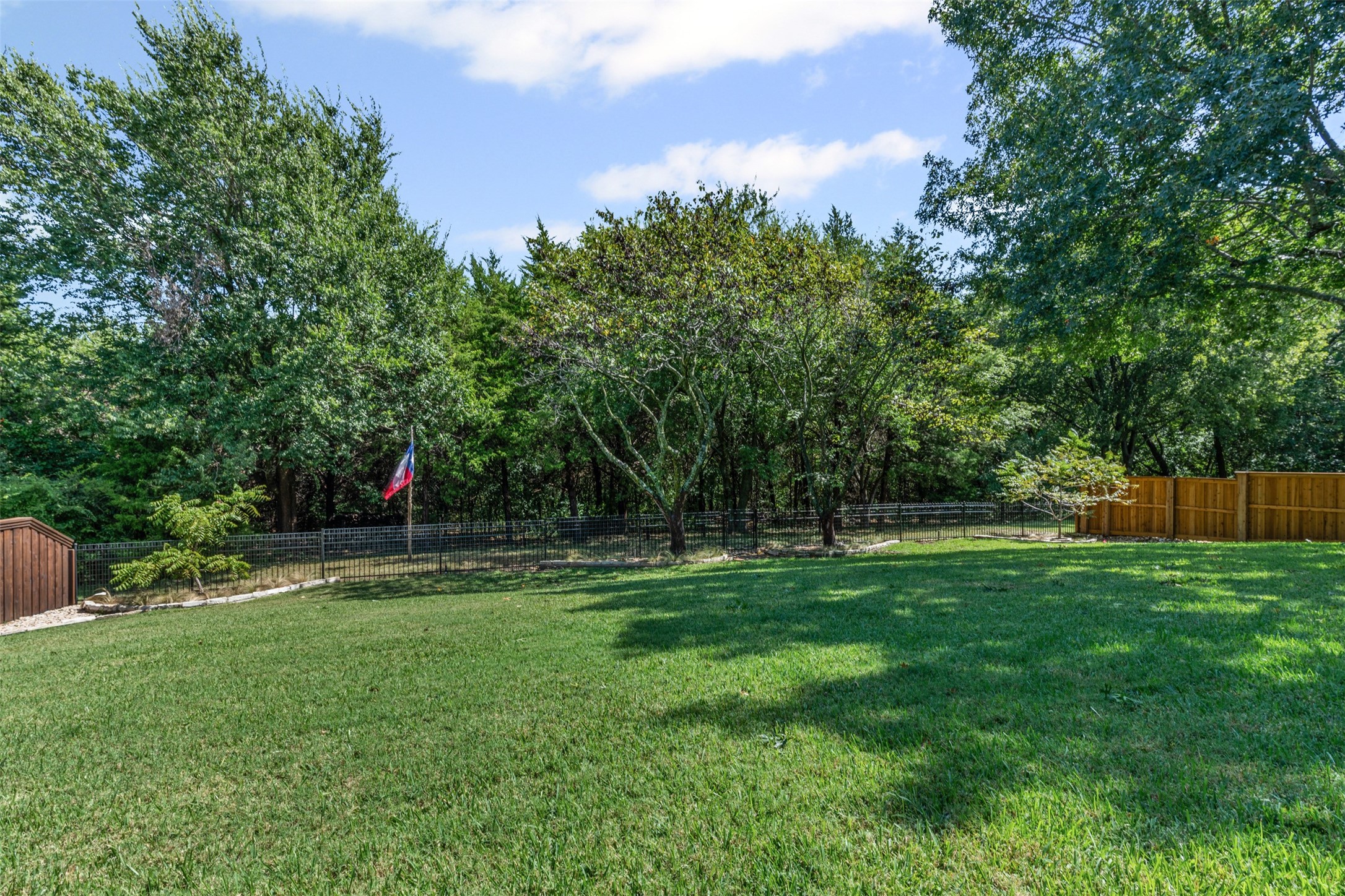 500 Broad Leaf Lane Mckinney TX 75072