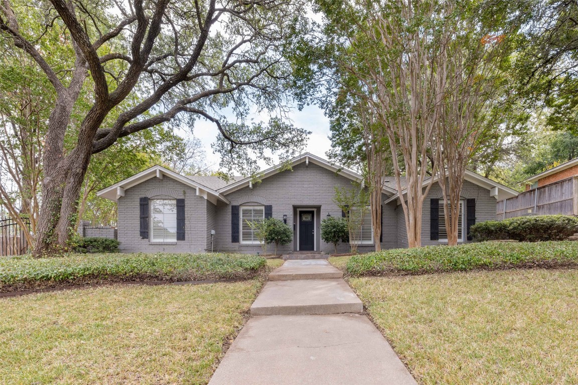 6829 Woodstock Road Fort Worth TX 76116