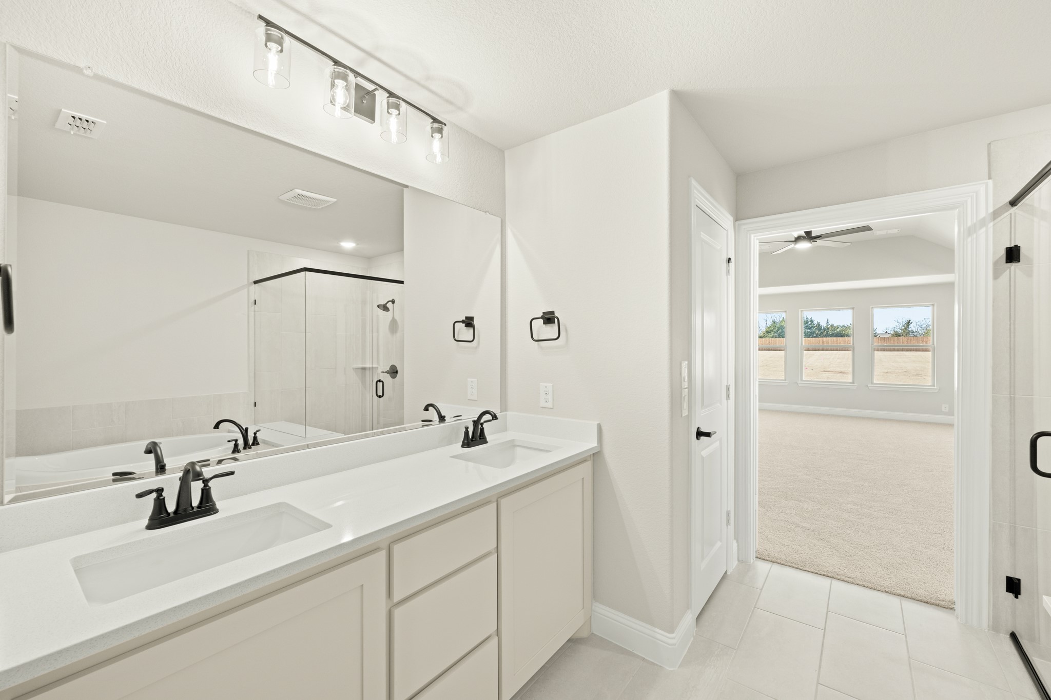 403 Crystal Lake Lane Red Oak TX 75154